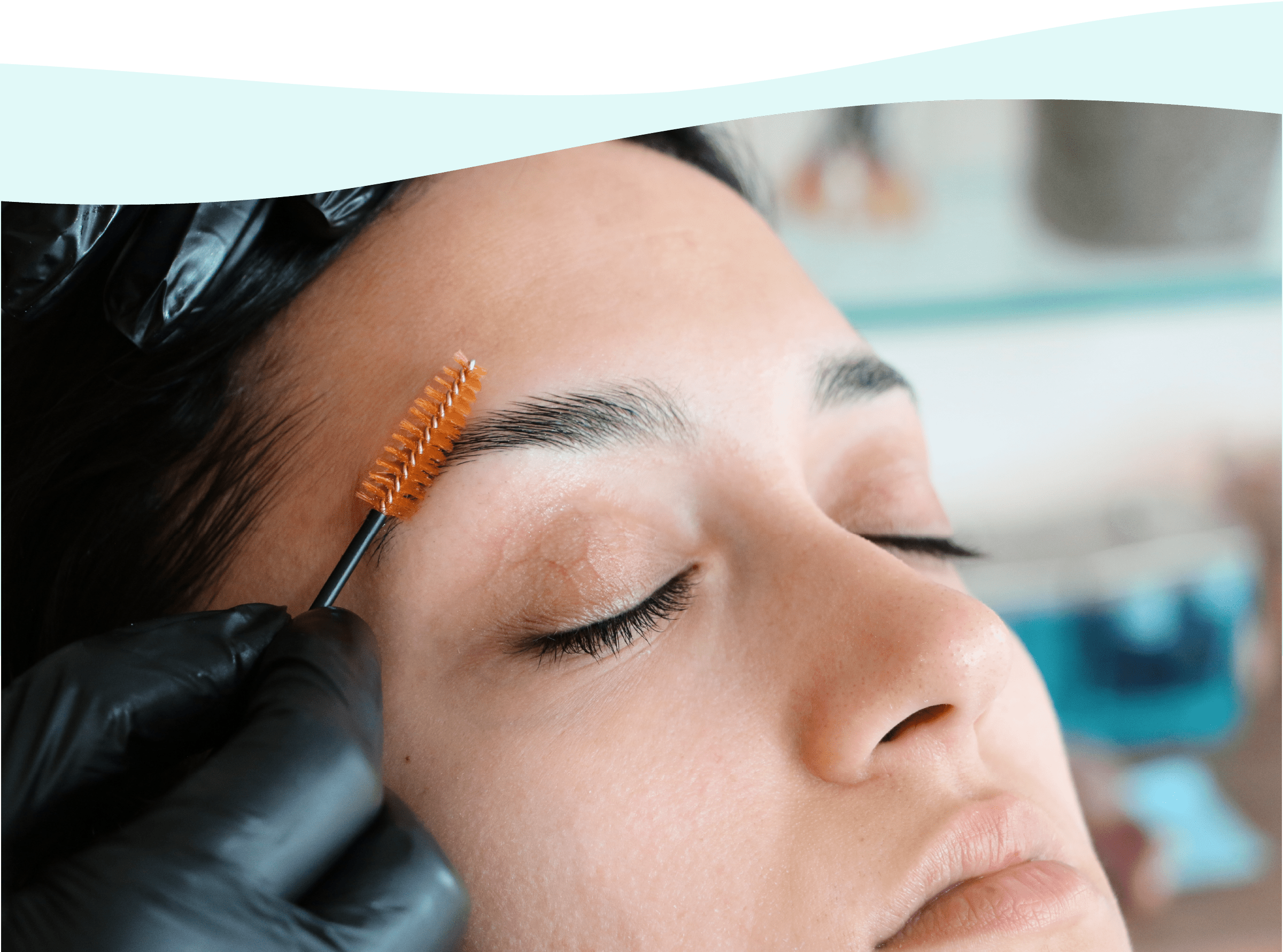 Here's How to Get the Bold Eyebrows of Your Dreams